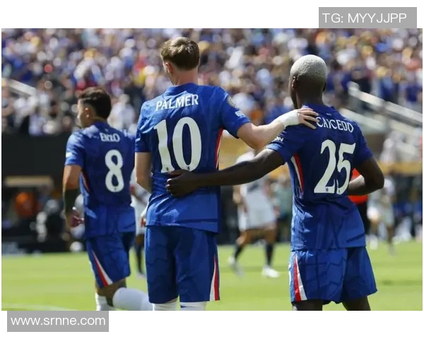 英超布鲁诺引领曼联崛起新篇章球迷热议他的精彩表现与未来潜力