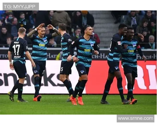 柏林赫塔凭借进球密集战胜弗赖堡，重返胜利之路